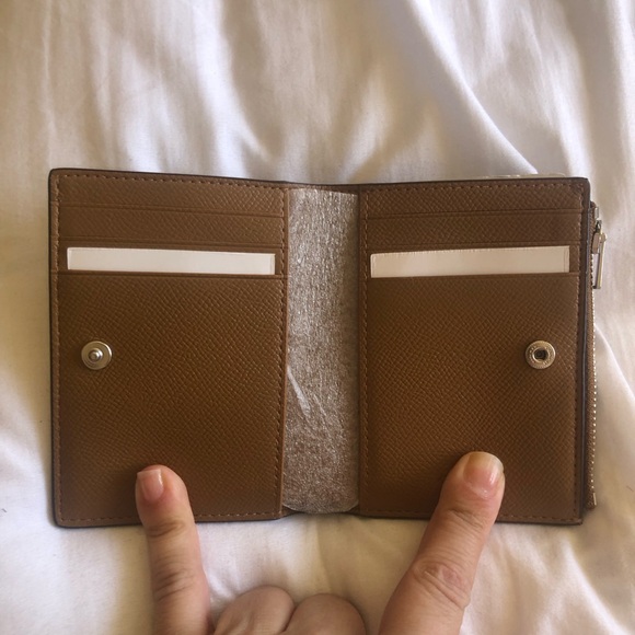 Coach Bifold Wallet - Picture 3 of 5